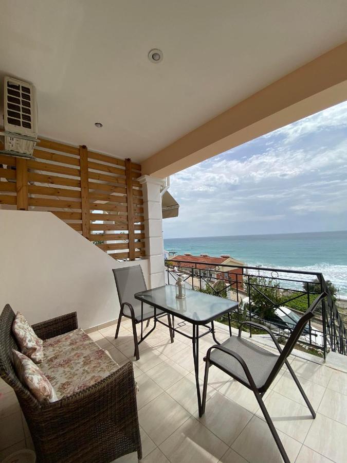 Rozos House Appartement *