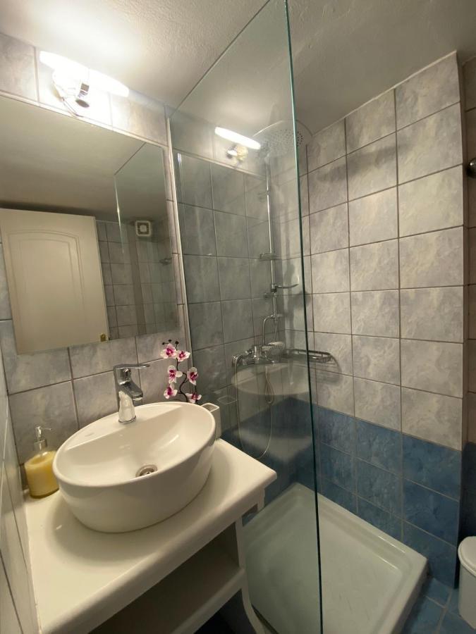 Appartement Rozos House *